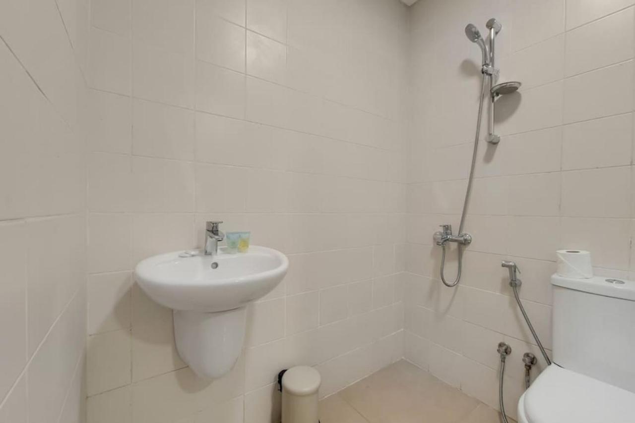 Vacationer I Sparkle 1 Bedroom I Marina Views I Steps Away From I Gym, Pool, Parking & Wi-fi * Dubai