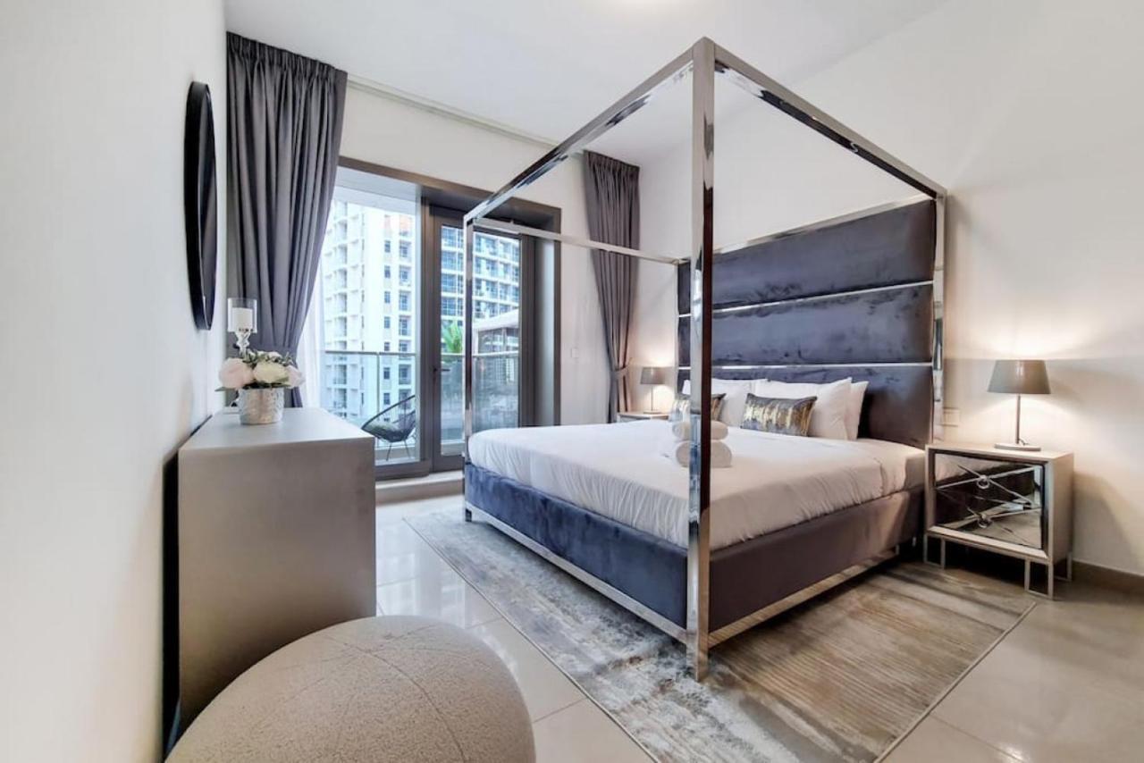 Sparkle Tower 2, Marina - Fresh One Bedroom *