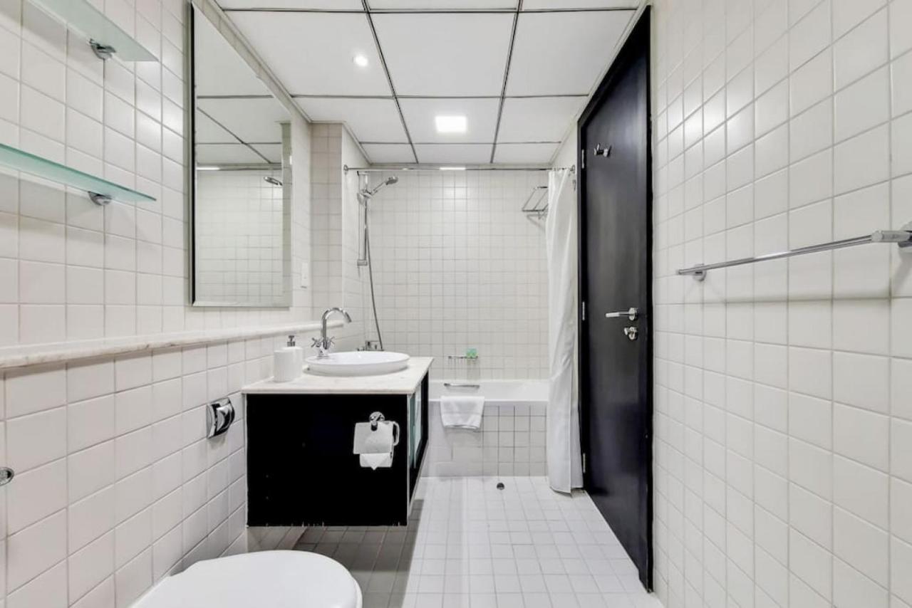 Al Majara 2, Marina - Tranquil One Bedroom *