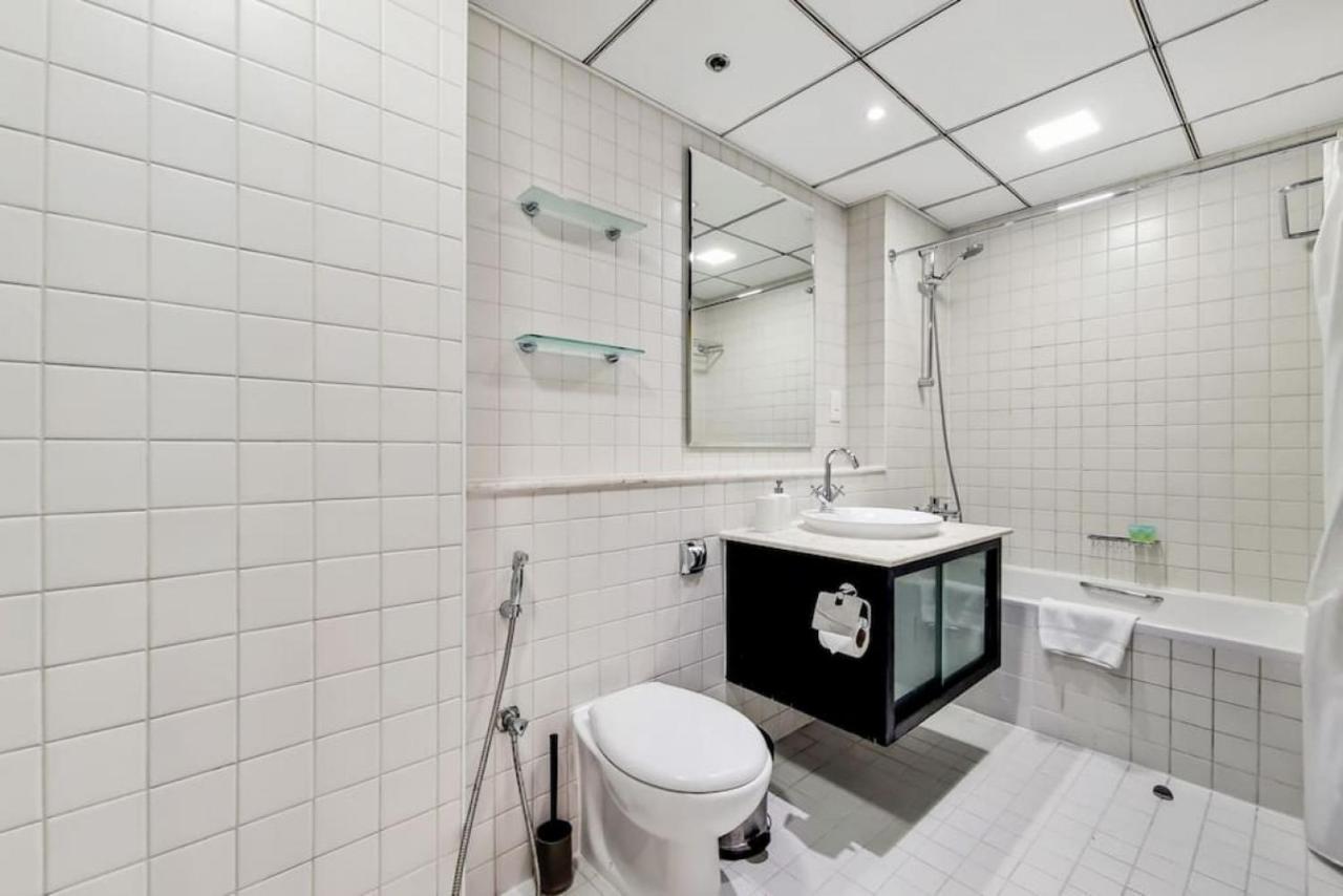 Al Majara 2, Marina - Tranquil One Bedroom Apartment *