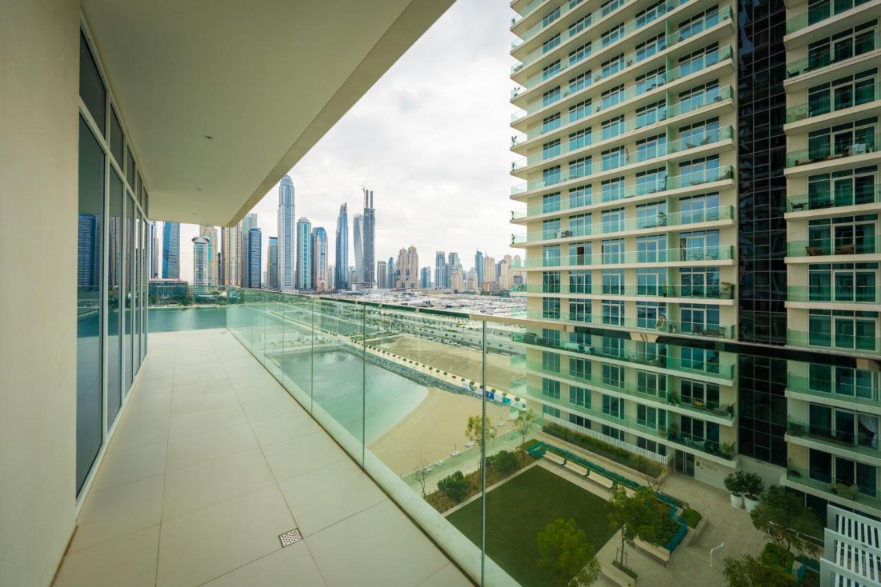 Glamorous 3br With Marina View Apartment