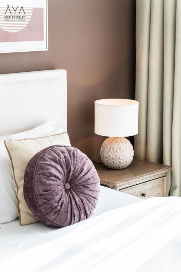 Fancy One Bedroom In Downtown By Aya Boutique * Dubai