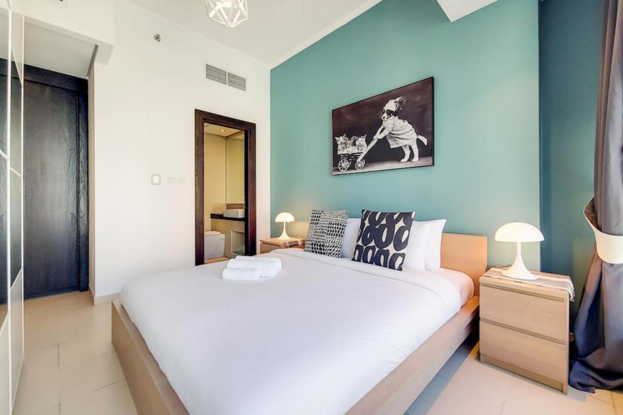 Apartment Silverene Tower B, Marina - Glamorous One Bedroom *
