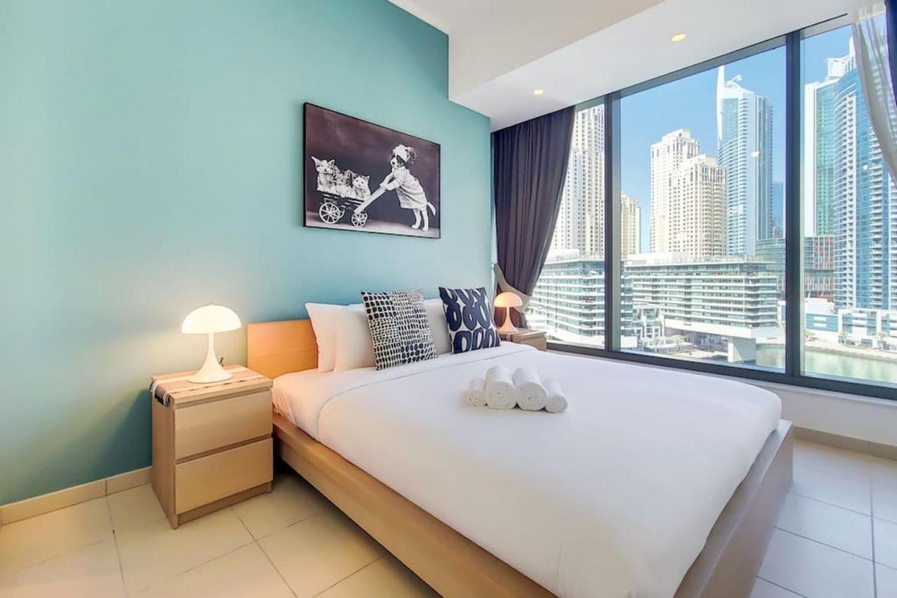 Silverene Tower B, Marina - Glamorous One Bedroom *
