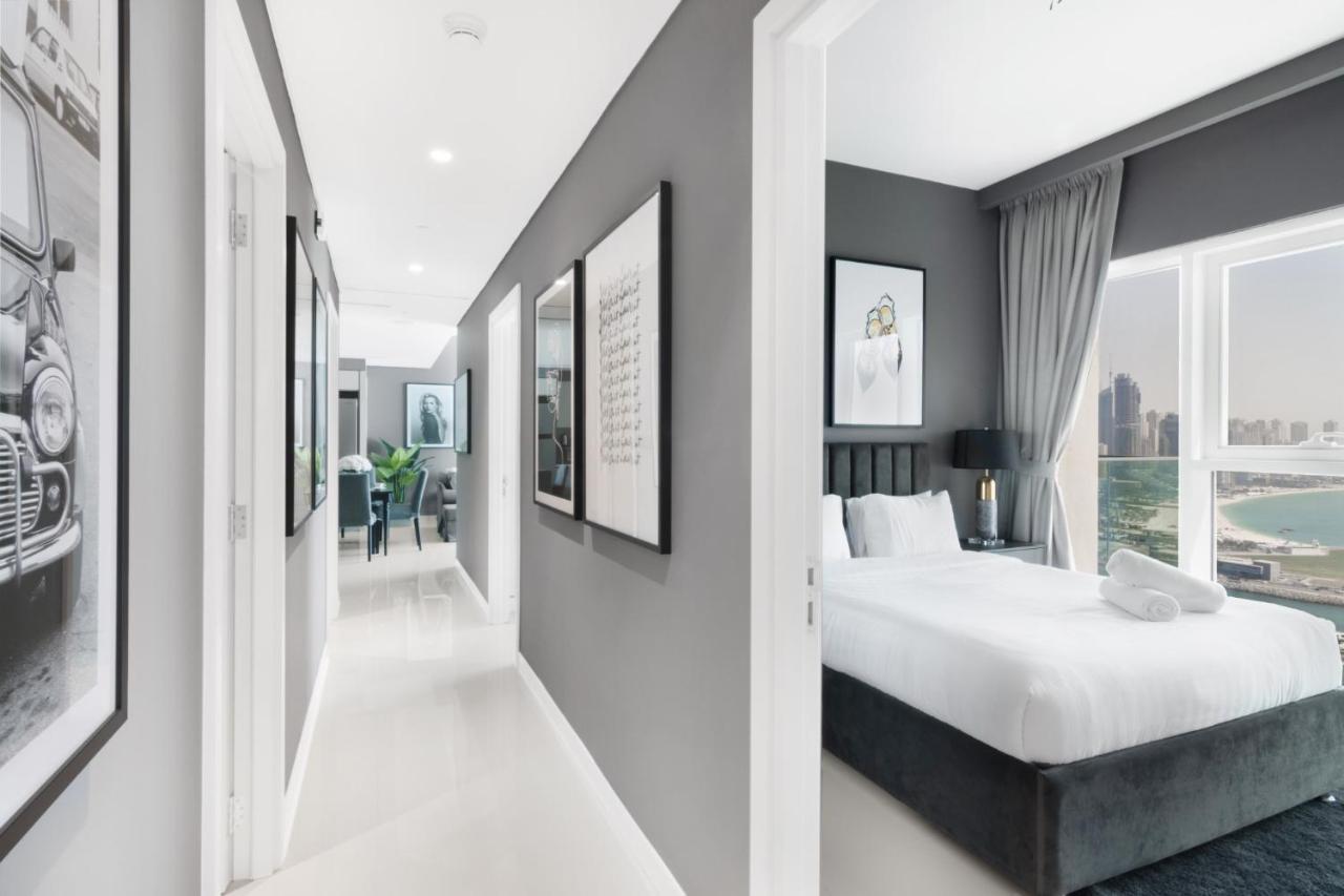 Apartment Views In From The Gorgeous *