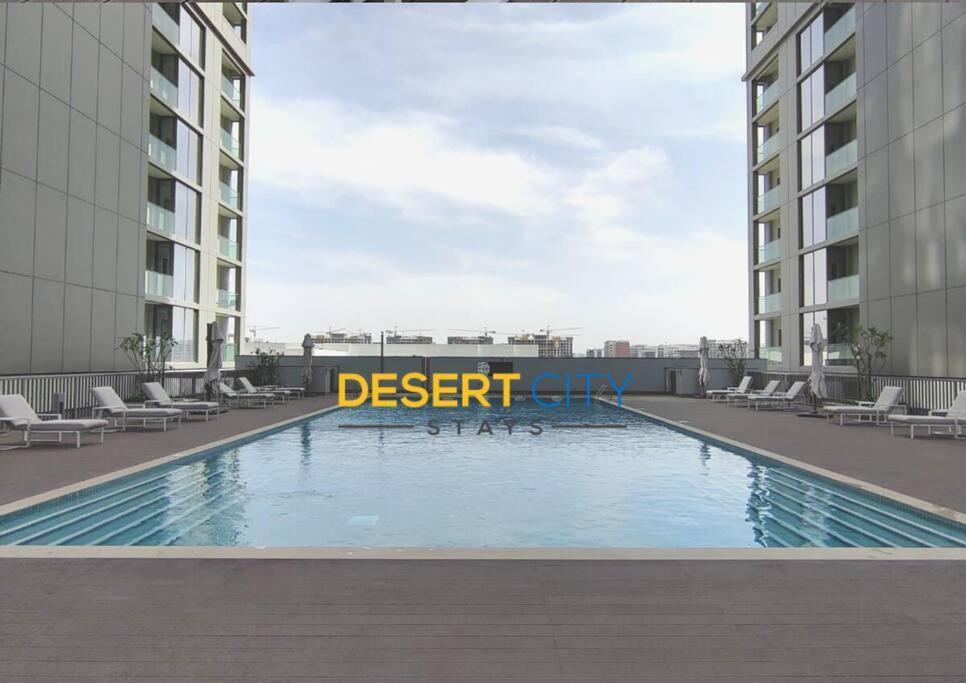 One Bed With Creek Views, Hosted By Desert *