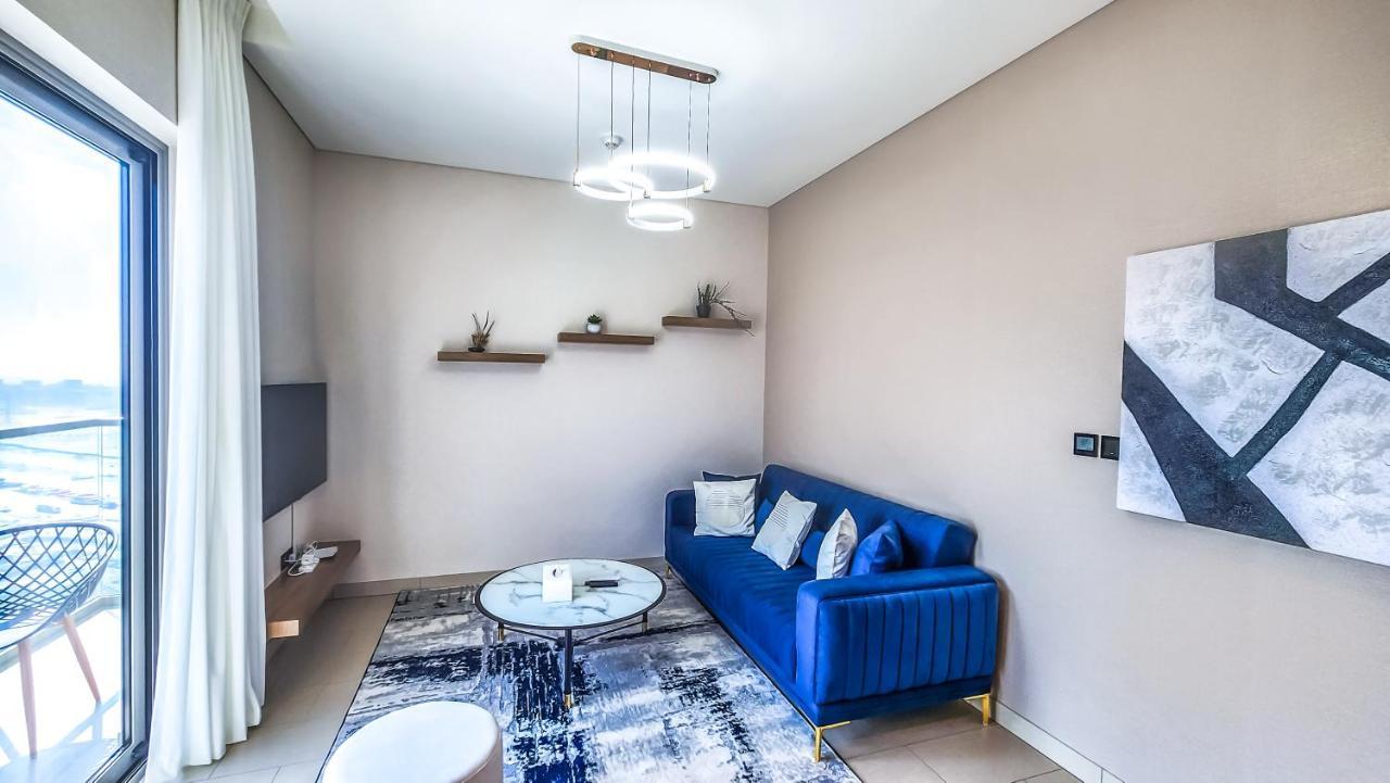 By Latinem Luxury 1br Cvr B1910 Near Burj Khalifa *