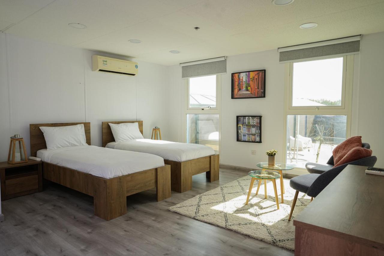 Al Jumooh Farmhouse Farm stay