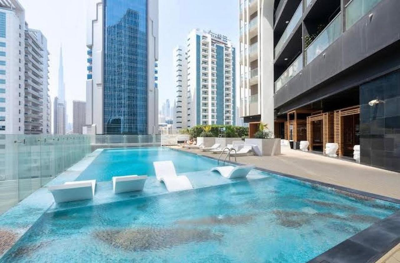 Royal Suites By Just Cavalli - Downtown Studio Apartment Dubai