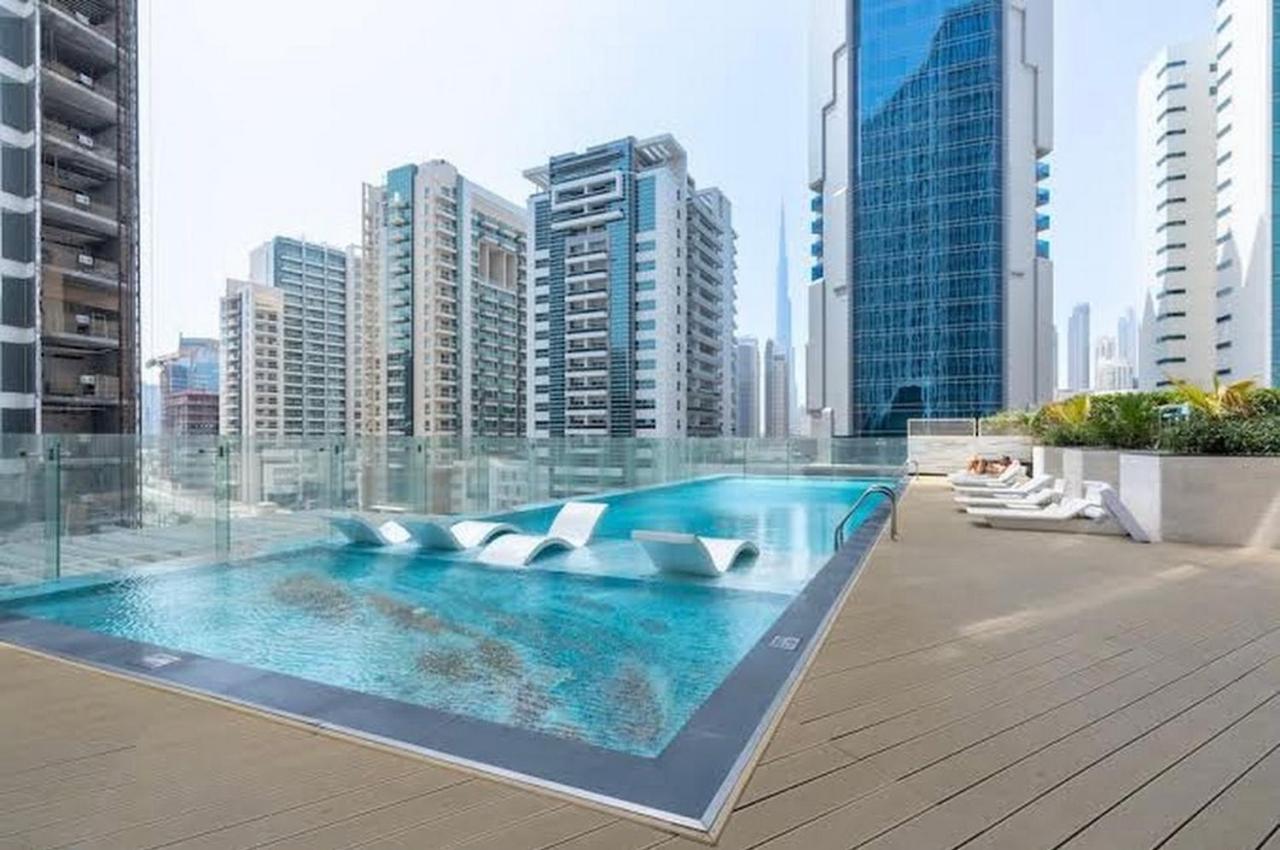 Royal Suites By Just Cavalli - Downtown Studio Apartment Dubai