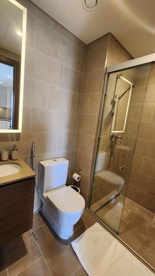 Apartment By Latinem Luxury 1br Cvr B1910 Near Burj Khalifa Dubai