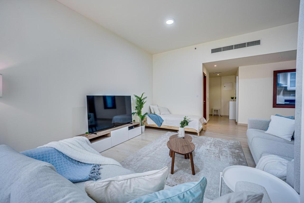 New Sea View Rimal 2bd In Front Of The Apartment