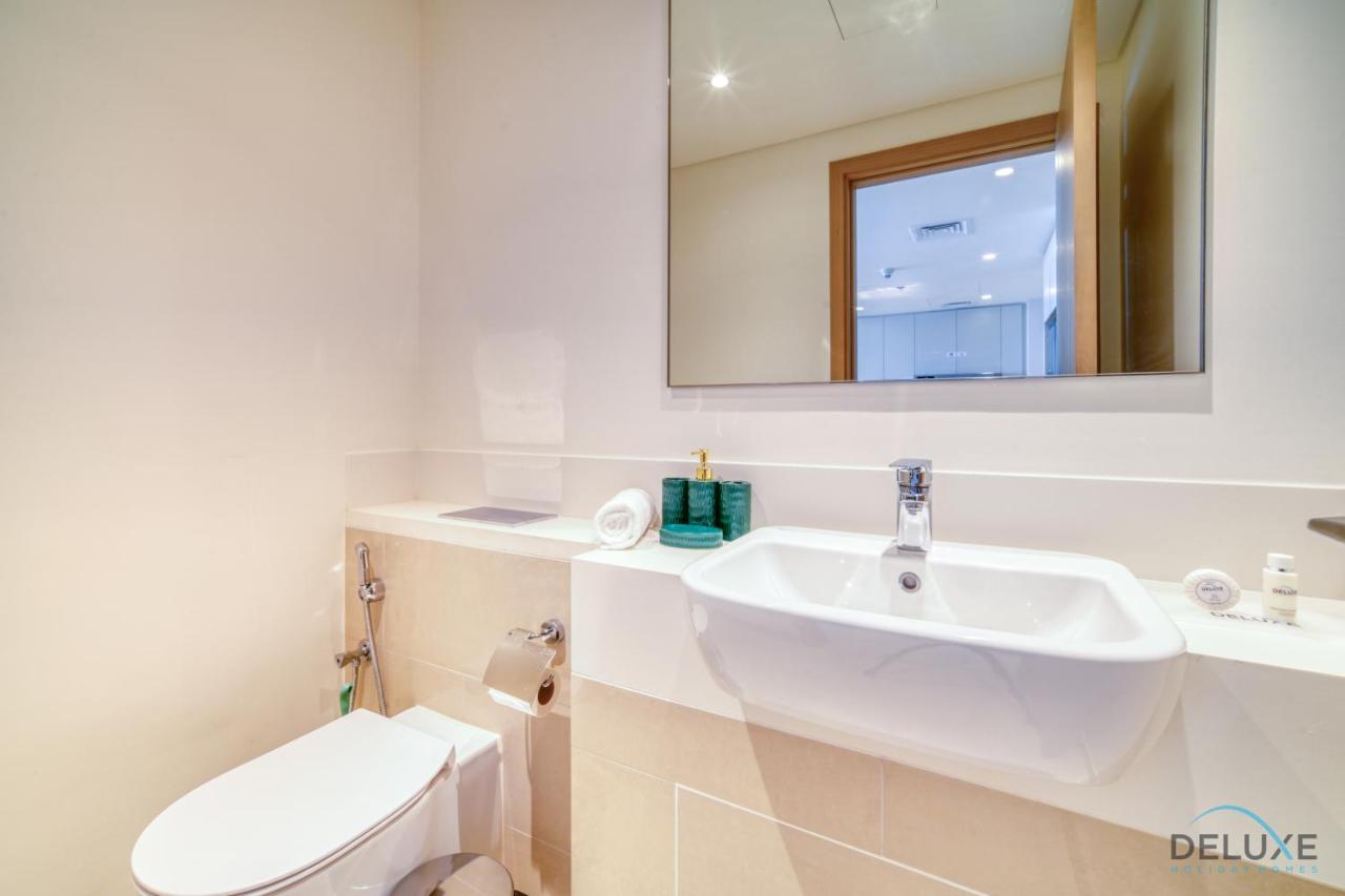 Apartment Distinguished 3br With Assistants At Harbour Views Tower 1 By Deluxe Homes Dubai