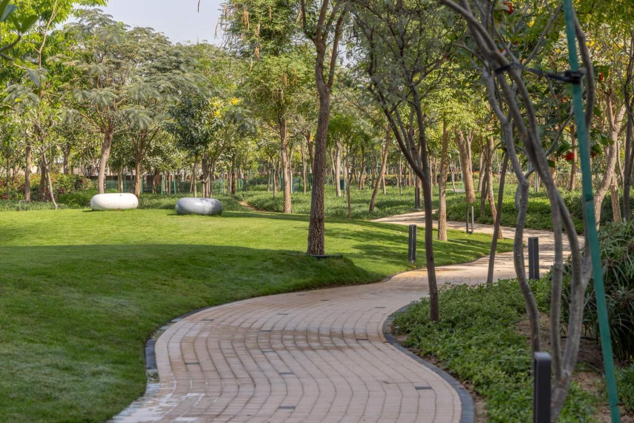 By Latinem Luxury 1br Cvr B1910 Near Burj Khalifa