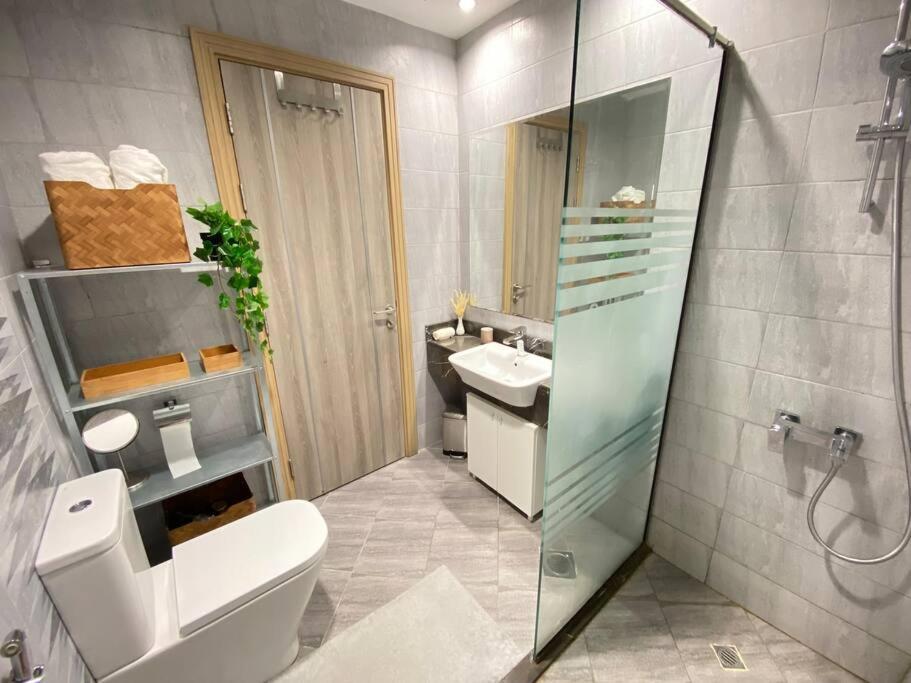 Spacious And Open View Majan/al Barari Apartment Dubai