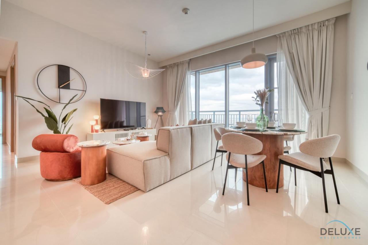 Distinguished 2br At Harbour Views Tower 1 By Deluxe Homes Apartment