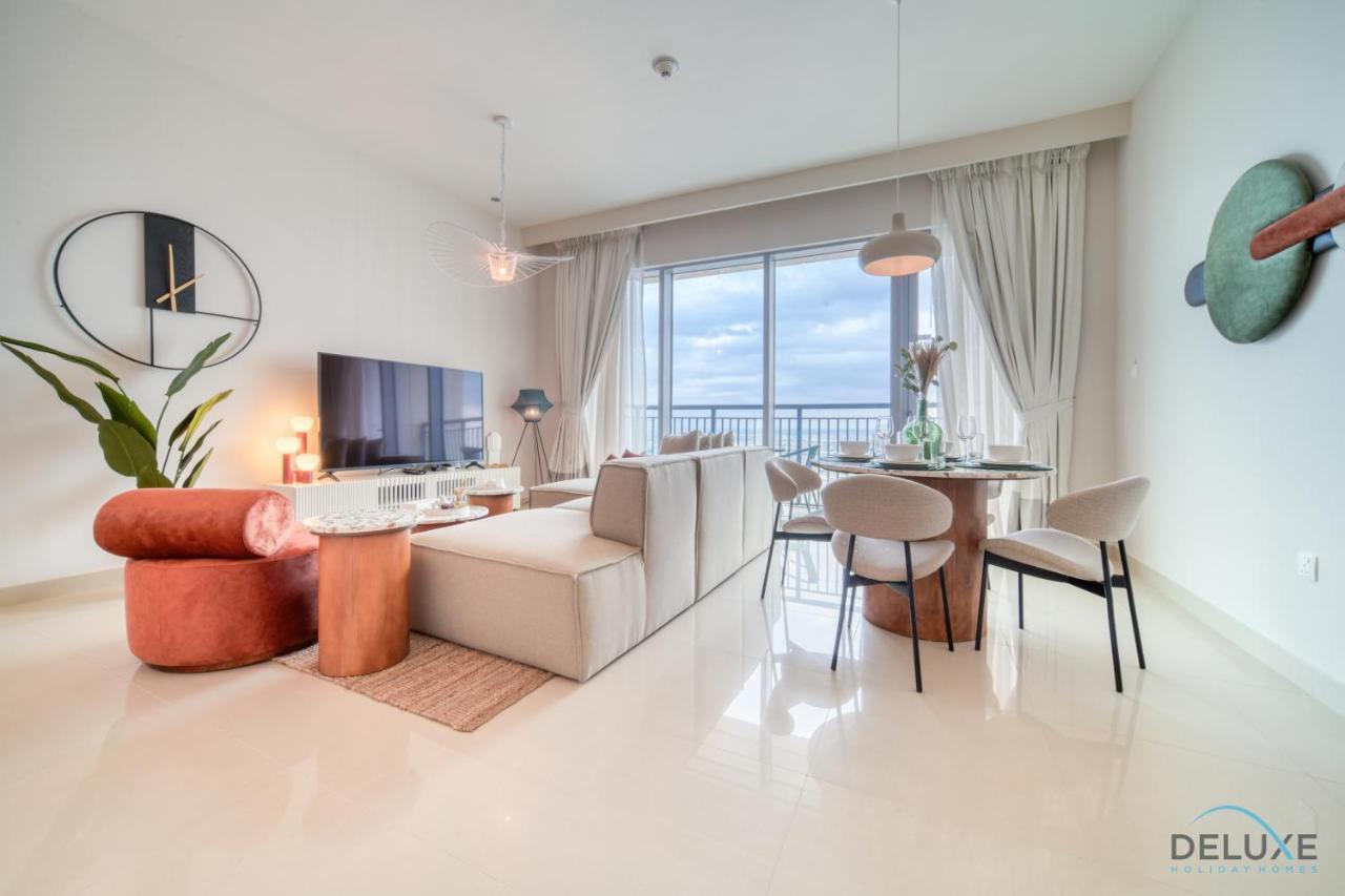 Distinguished 2br At Harbour Views Tower 1 By Deluxe Homes Apartment
