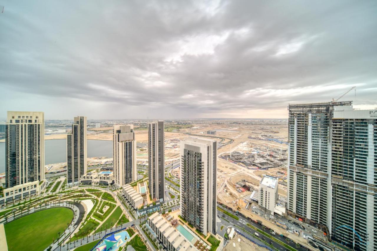 Distinguished 2br At Harbour Views Tower 1 By Deluxe Homes Apartment