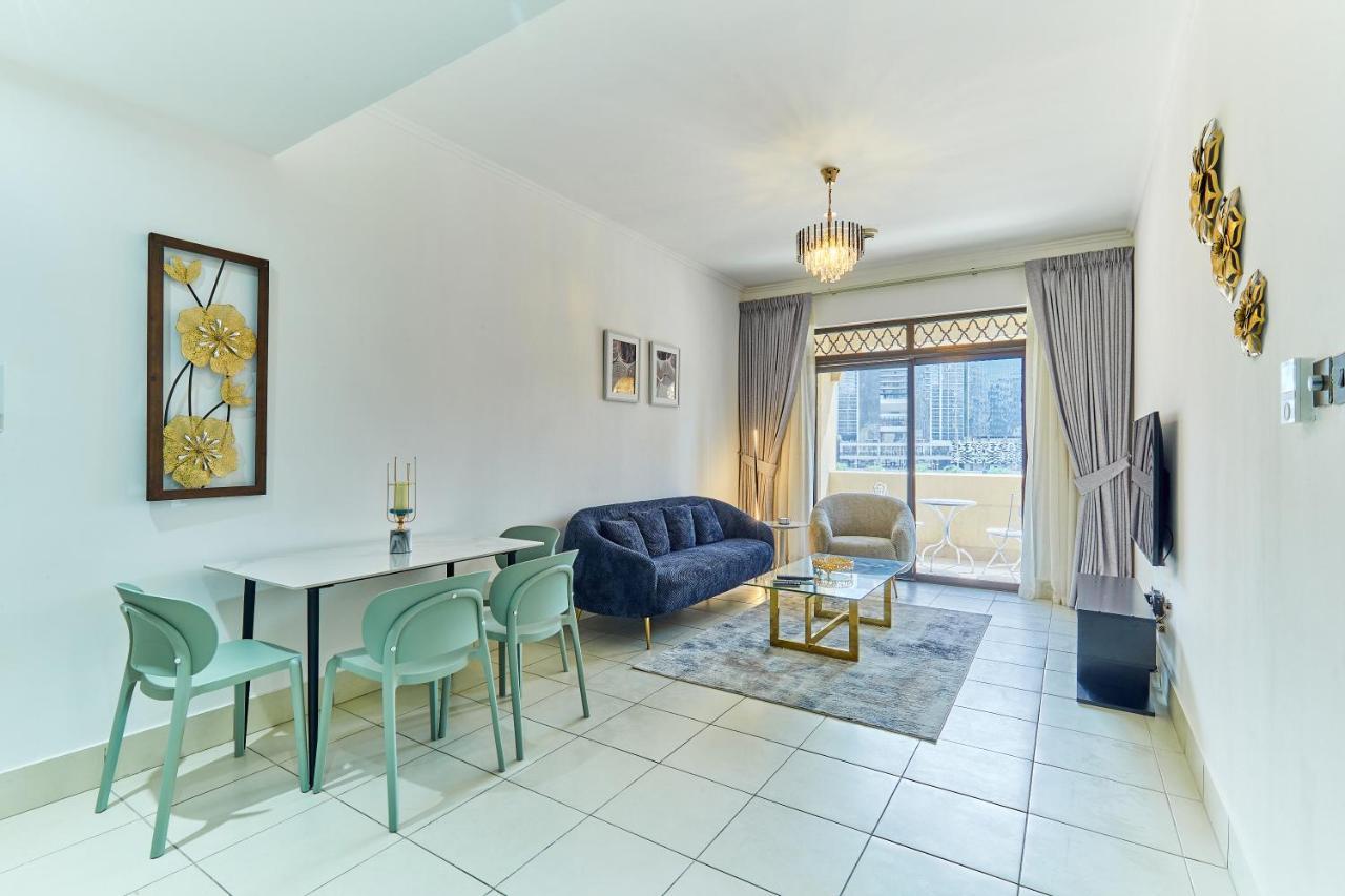Golden Homes Old Town 1br Reehan Minipalais Beside Burjh & Mall Downtown Apartment Dubai