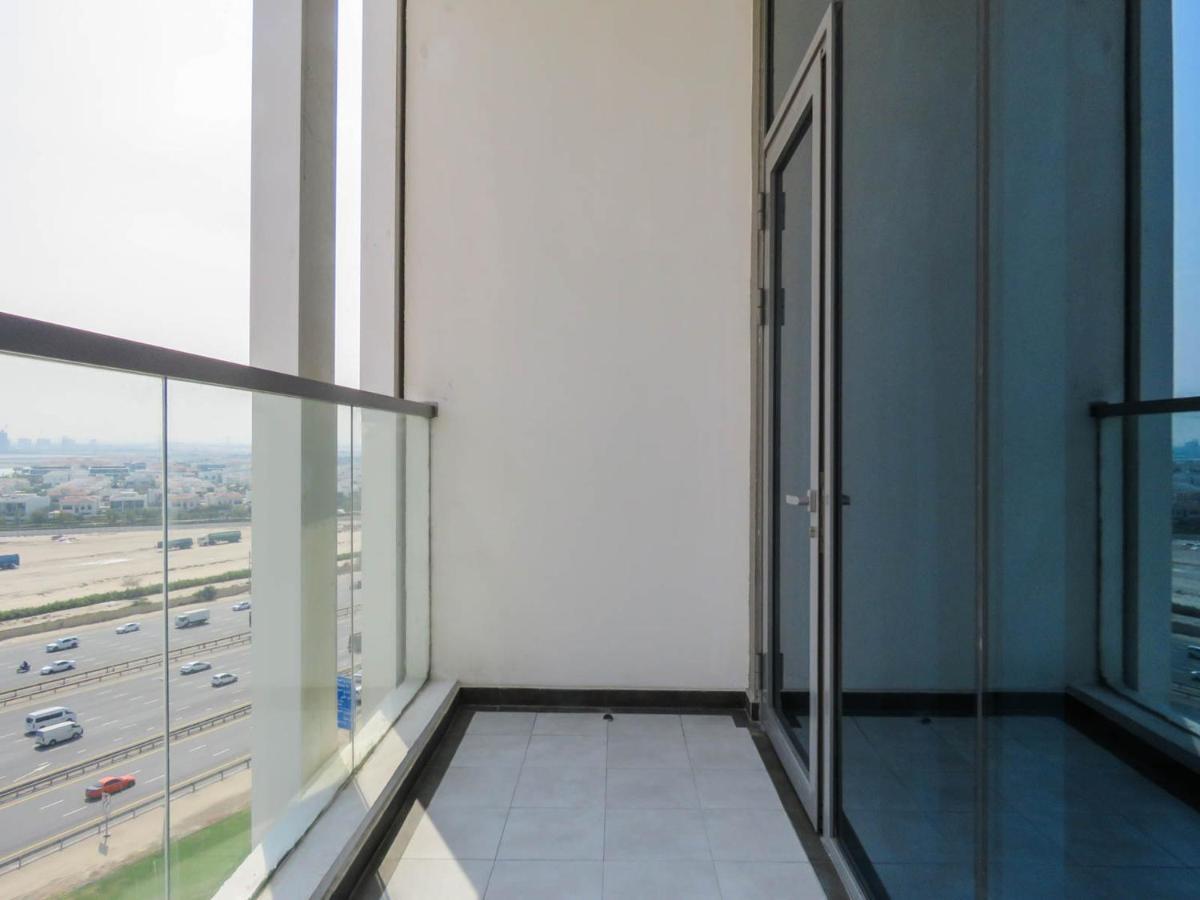 Super Oyo 833 Bayz By Danube Apartment Dubai