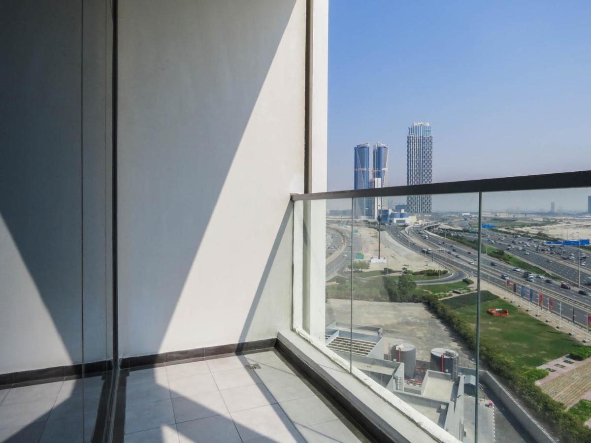Super Oyo 833 Bayz By Danube Apartment Dubai
