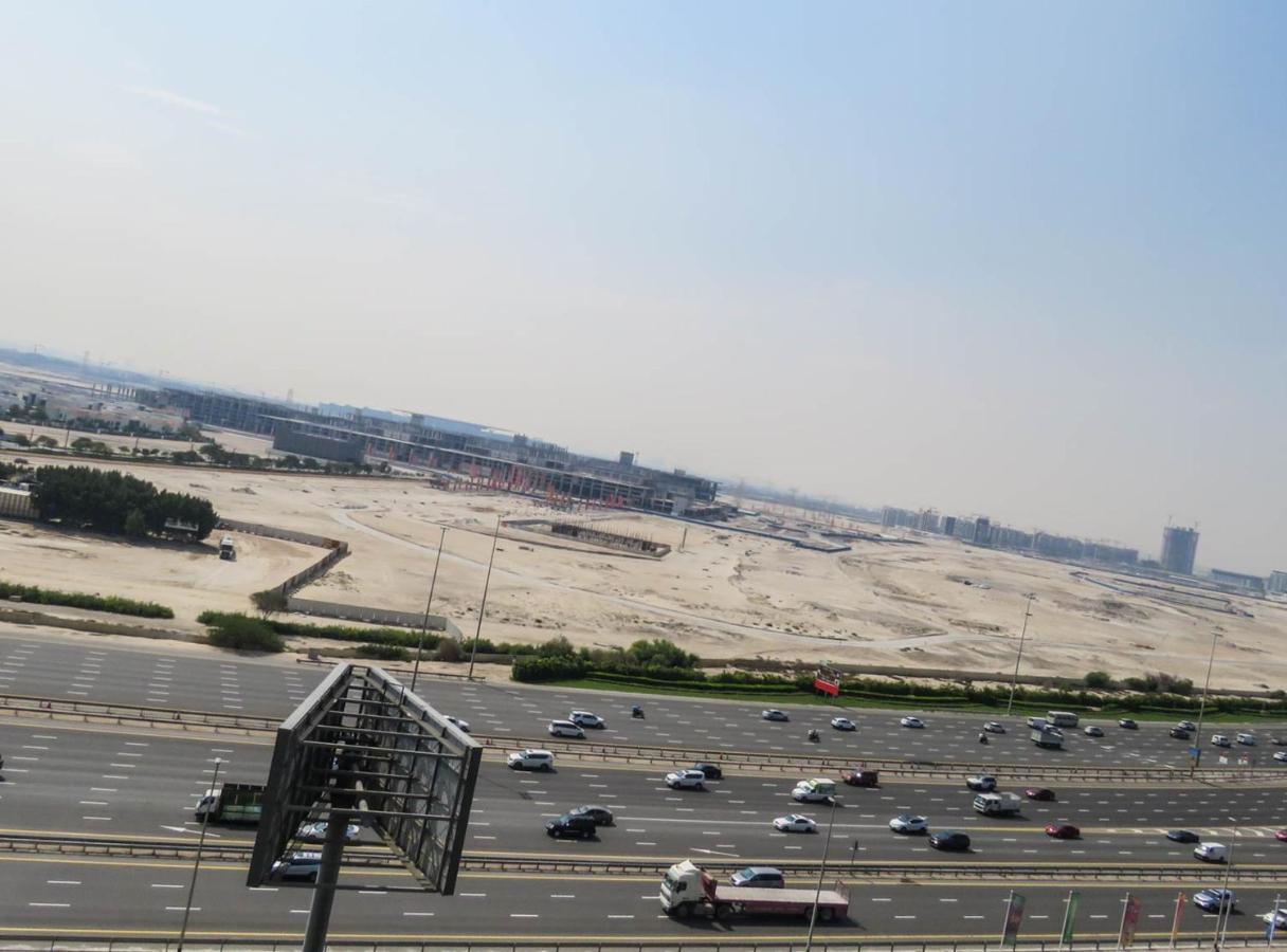 Apartment Super Oyo 833 Bayz By Danube Dubai