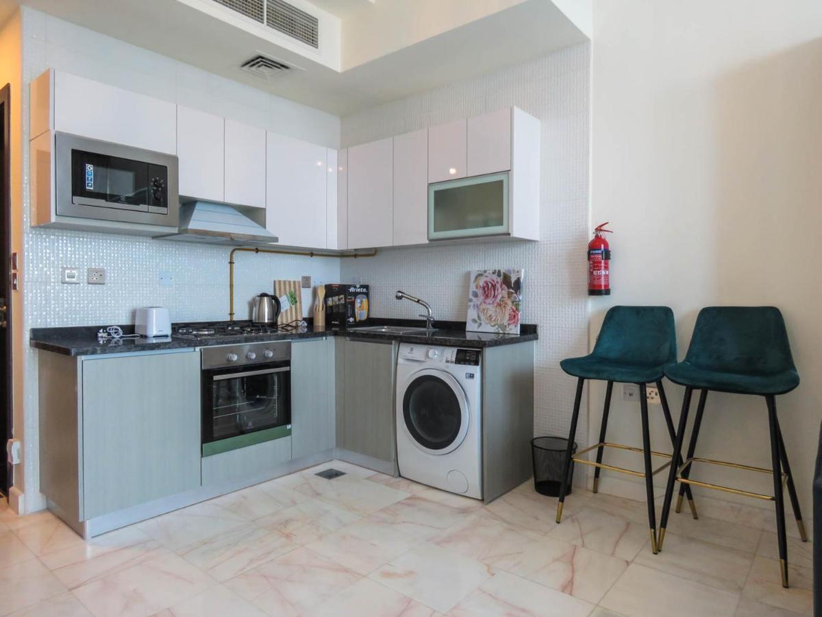 Apartment Super Oyo 833 Bayz By Danube *