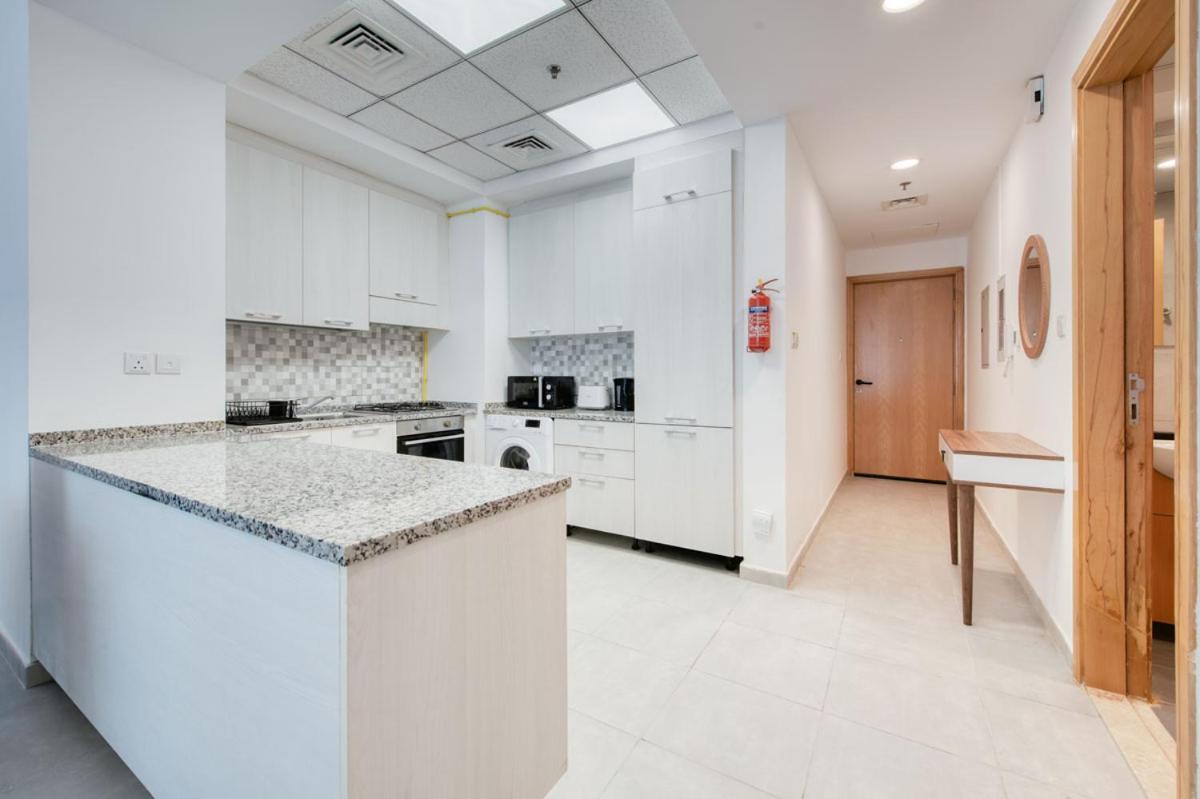 1 Bedroom At Tara 2 In Al Quoz By Pk Holidays Apartment *