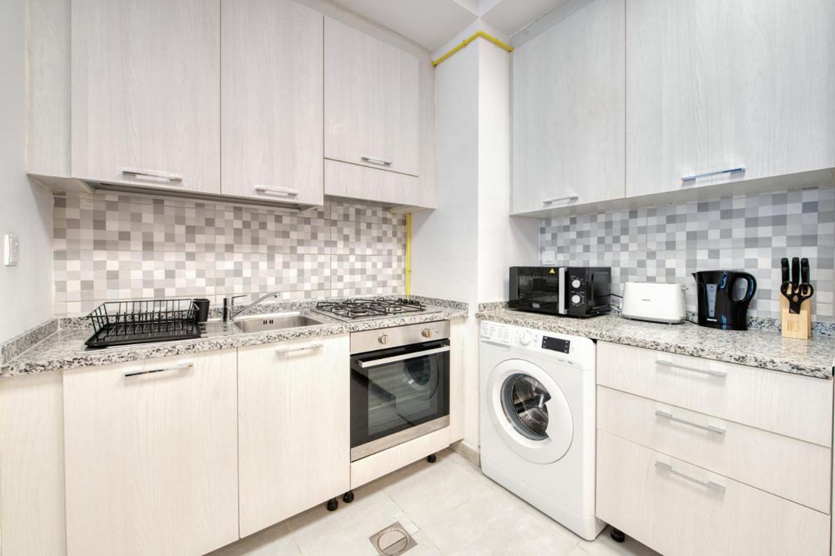 1 Bedroom At Tara 2 In Al Quoz By Pk Holidays Dubai