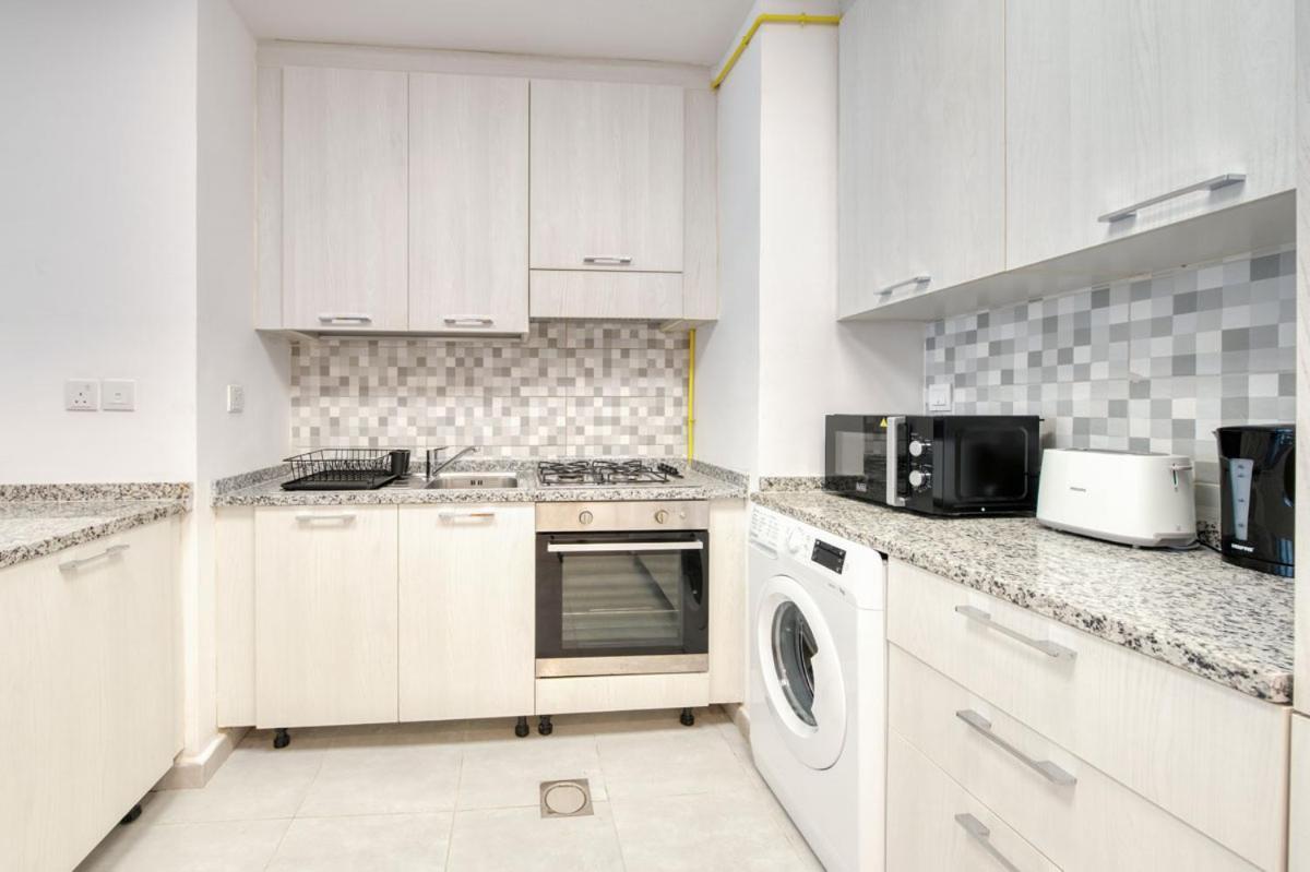 1 Bedroom At Tara 2 In Al Quoz By Pk Holidays *