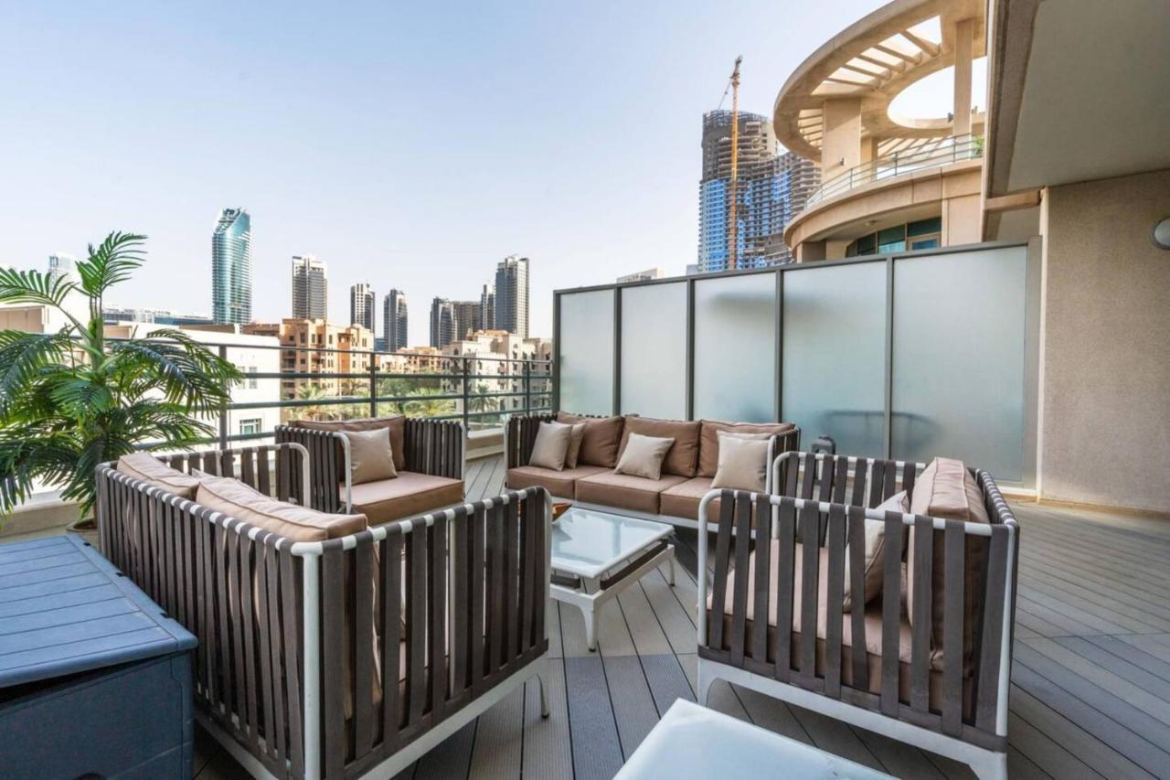 Stylish And Central 1 Bd In Downtown Apartment *