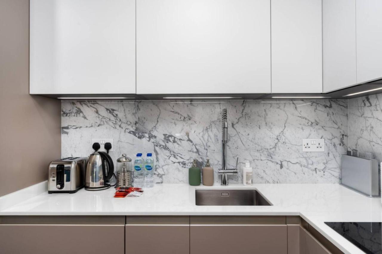 Stylish And Central 1 Bd In Downtown *