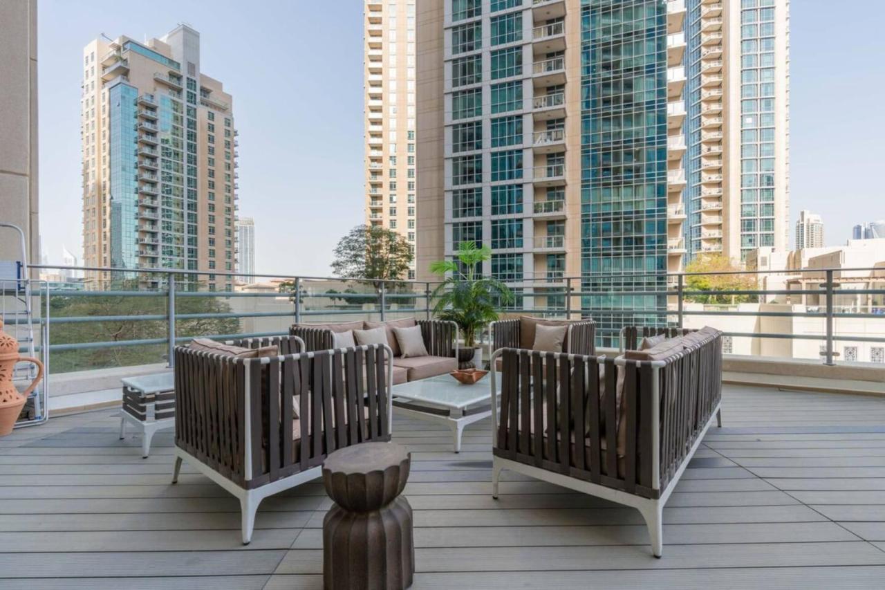 Stylish And Central 1 Bd In Downtown Apartment Dubai