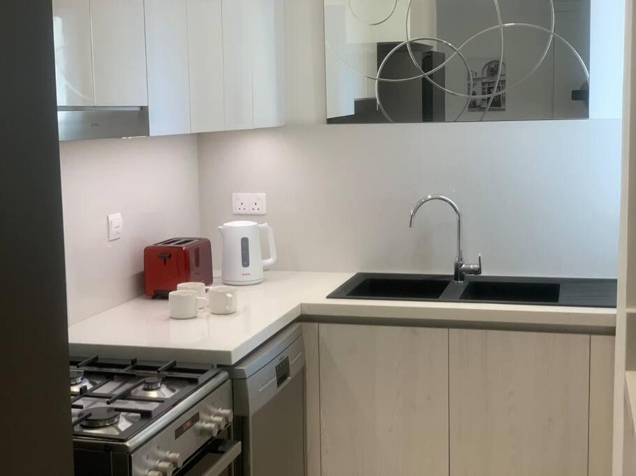 Apartment Enjoy A Modern And Trendy Apartment In The Heart Of Dubai