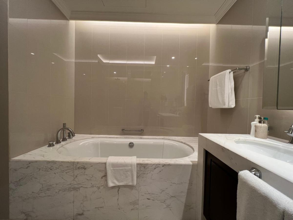 Address 3 Bed Fountain View With Burj And Fountain View * Dubai
