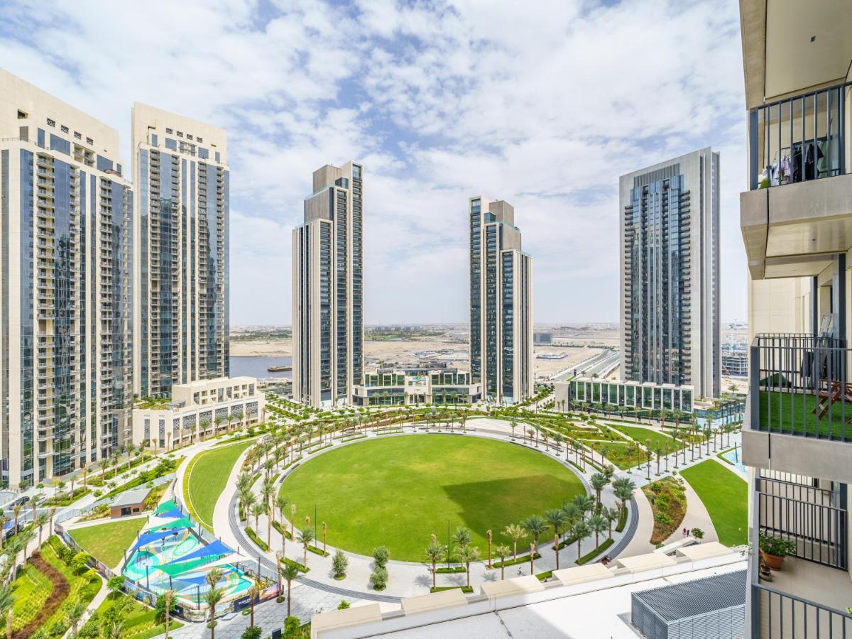 Fancy With Mesmerizing Canal Views Apartment