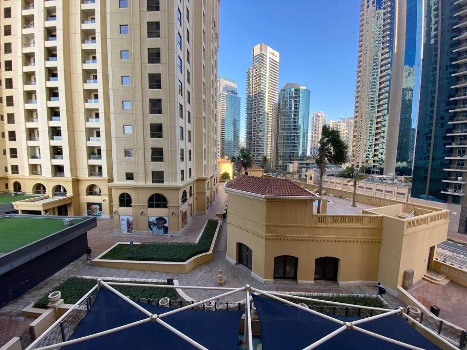 Apartment Jbr 3 Bedroom Specious *