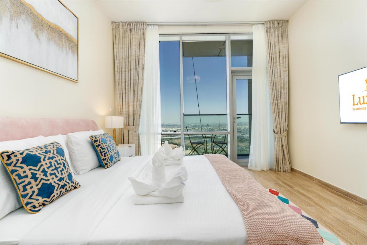 Lux I Amna Tower I Panaromic Views * Dubai