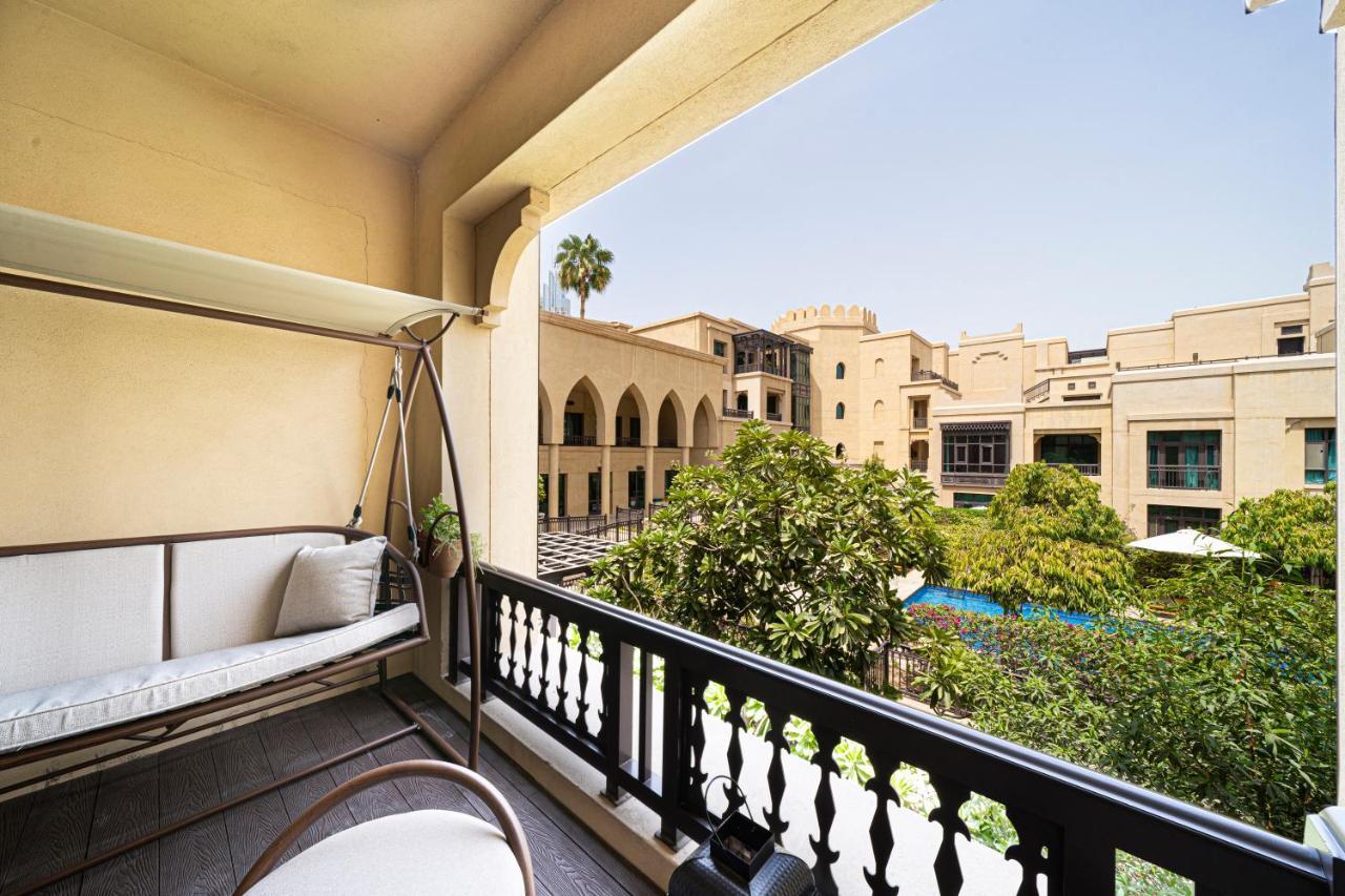 Artsy One Bed -5mins To Mall, Burjkhalifa * Dubai