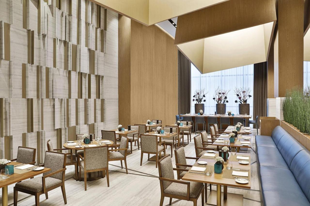 Courtyard By Marriott Dubai, Al Barsha Hotel 4*