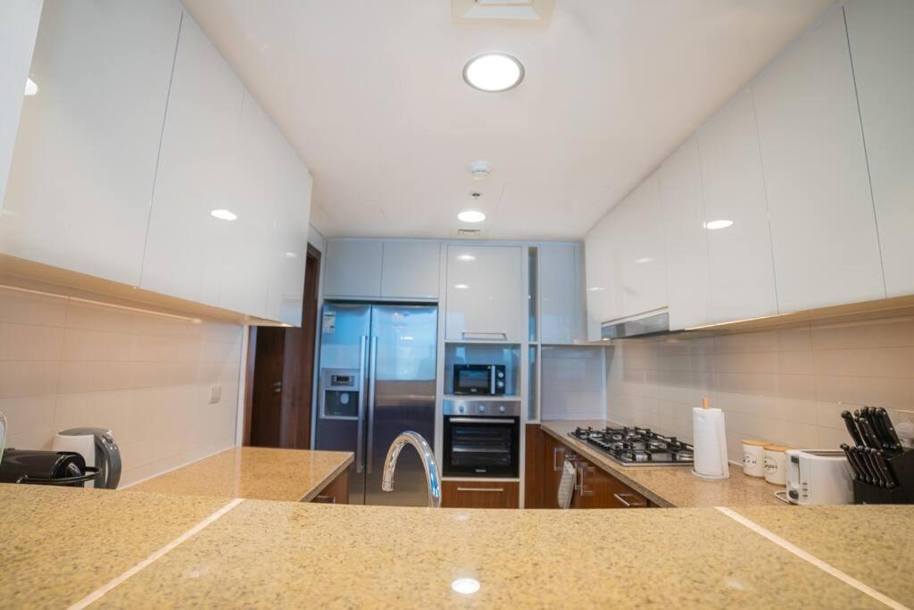 Apartment First Class 3br With Full Burj Khalifa And Fountain View