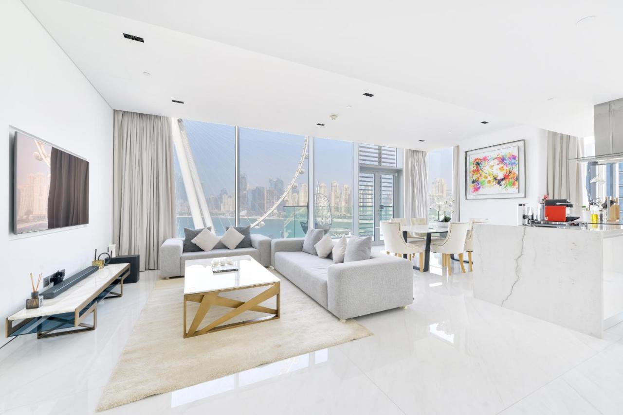 Apartment Spectacular 3 Bedroom With Maids Facing The Eye