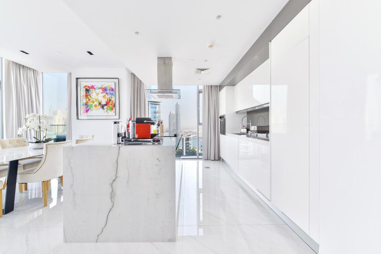 Apartment Spectacular 3 Bedroom With Maids Facing The Eye *