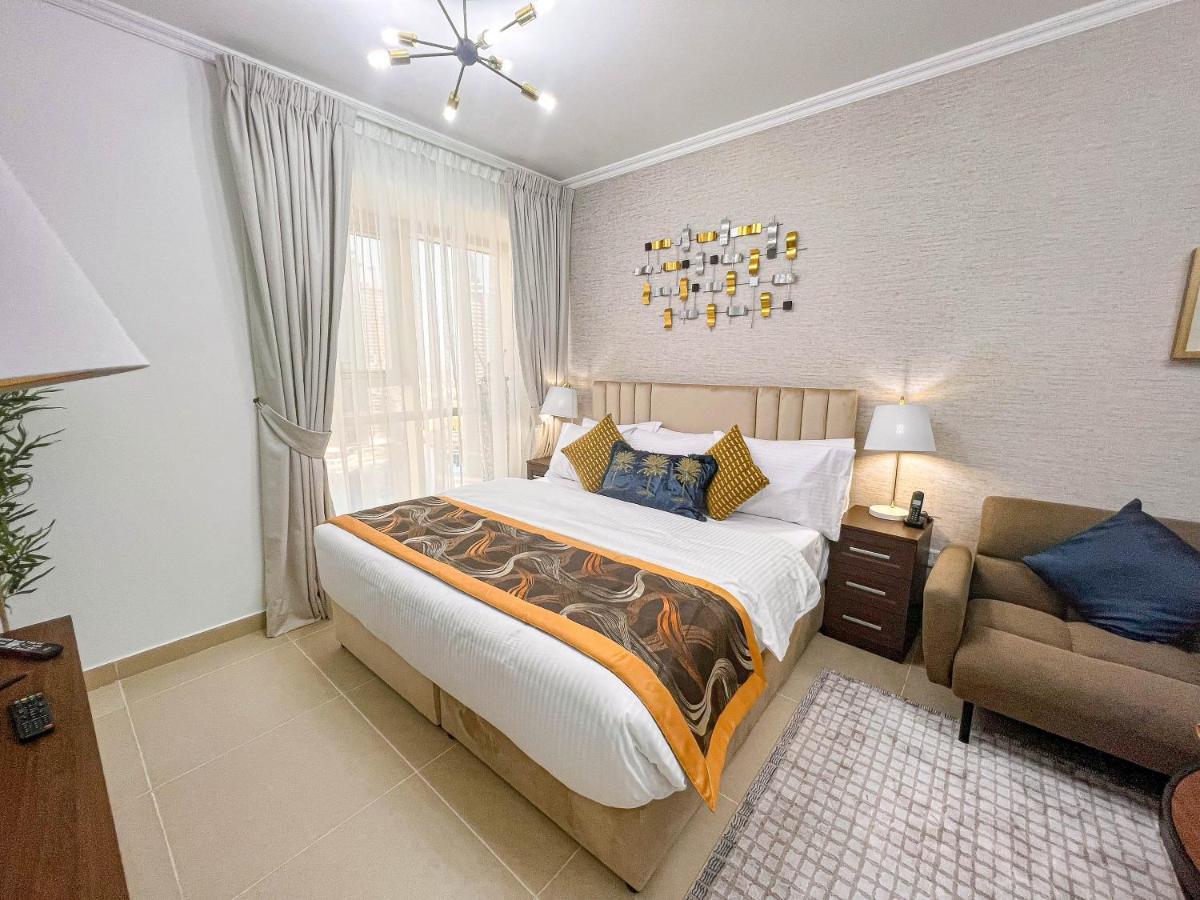 Apartment Cosmos Living Luxurious Near Metro *