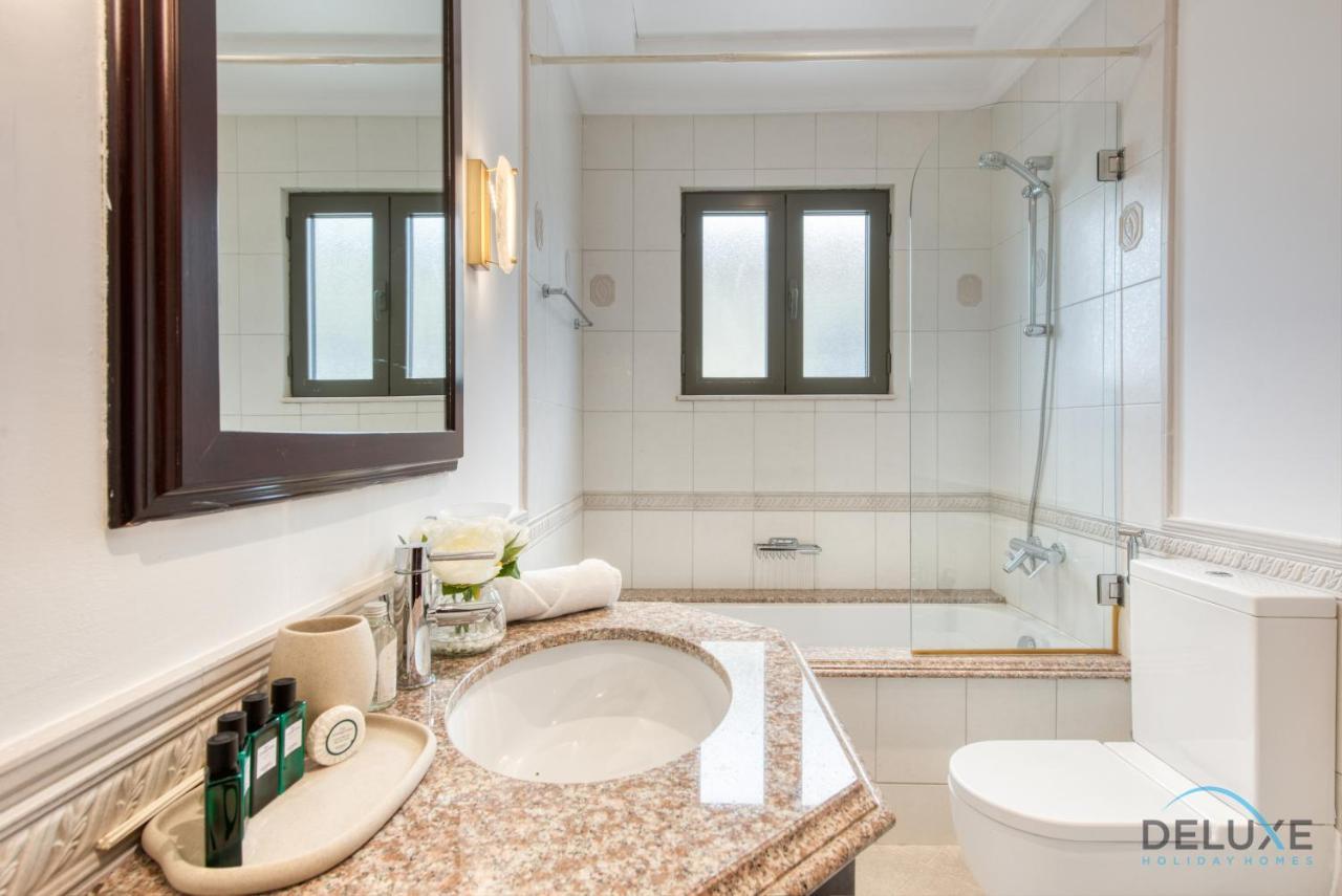 Oasis: Luxe 4br With Assistant And Private Pool At Palm Jumeirah Dubai