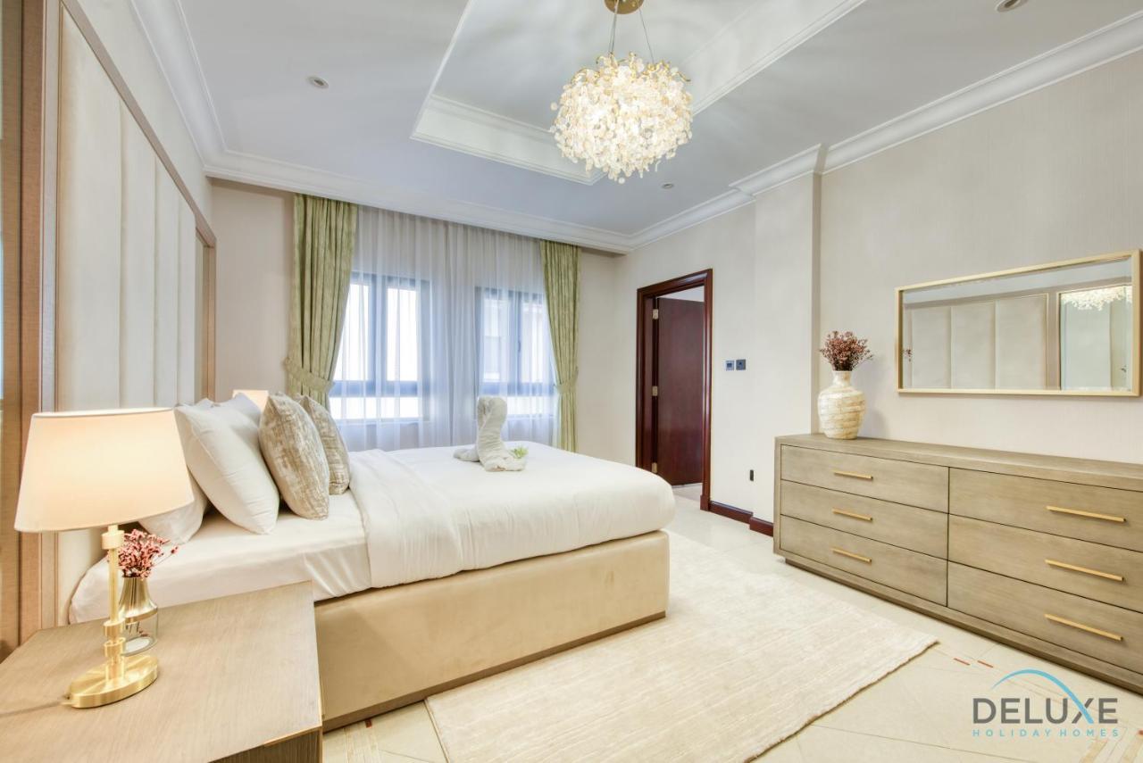 Oasis: Luxe 4br With Assistant And Private Pool At Palm Jumeirah Dubai