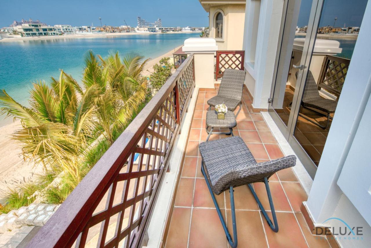 Oasis: Luxe 4br With Assistant And Private Pool At Palm Jumeirah Villa