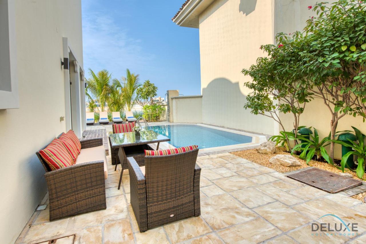 Oasis: Luxe 4br With Assistant And Private Pool At Palm Jumeirah Villa