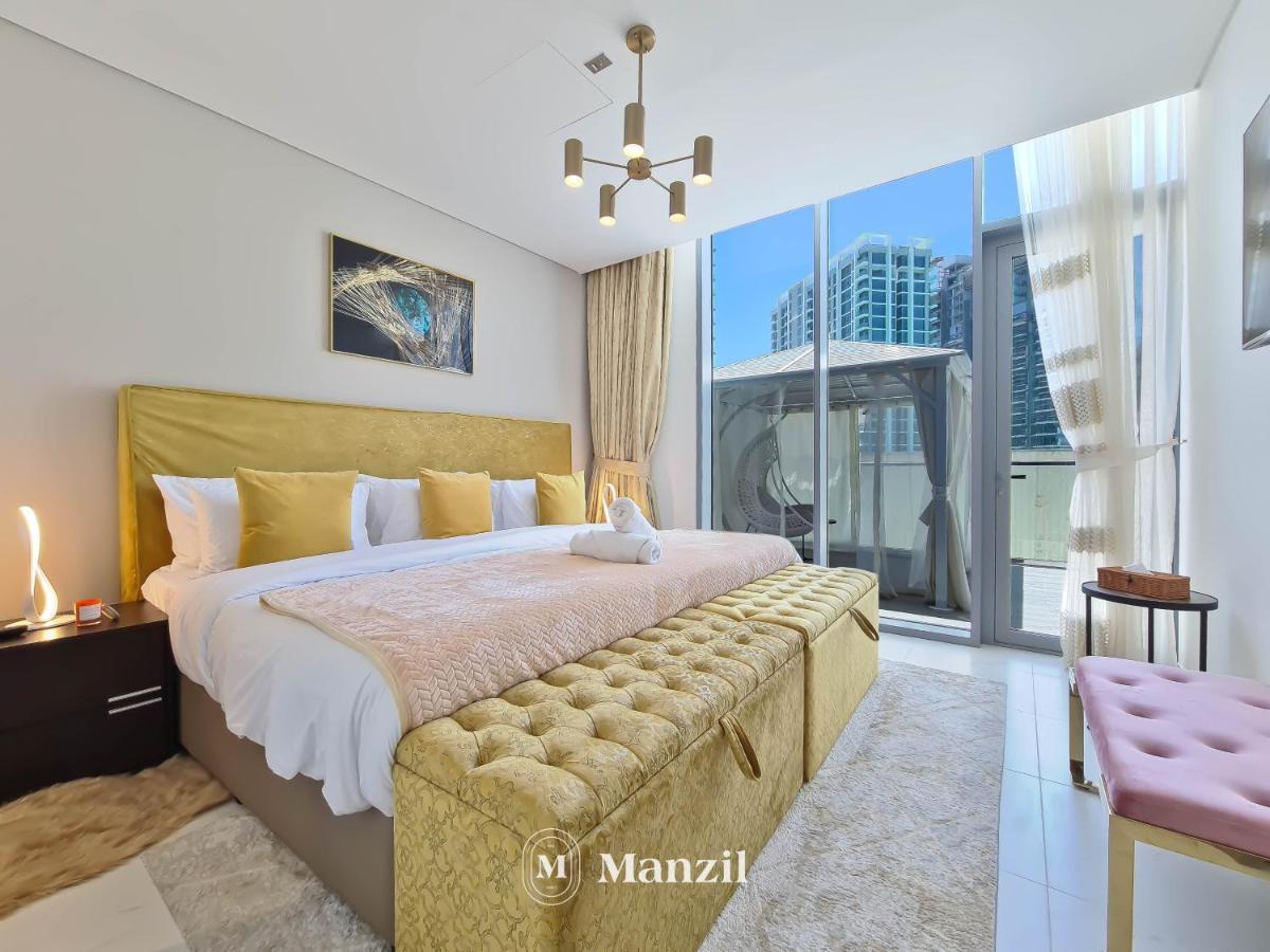 Stylish Waterfront 1 Bedroom W Pvt Near Downtown Apartment Dubai