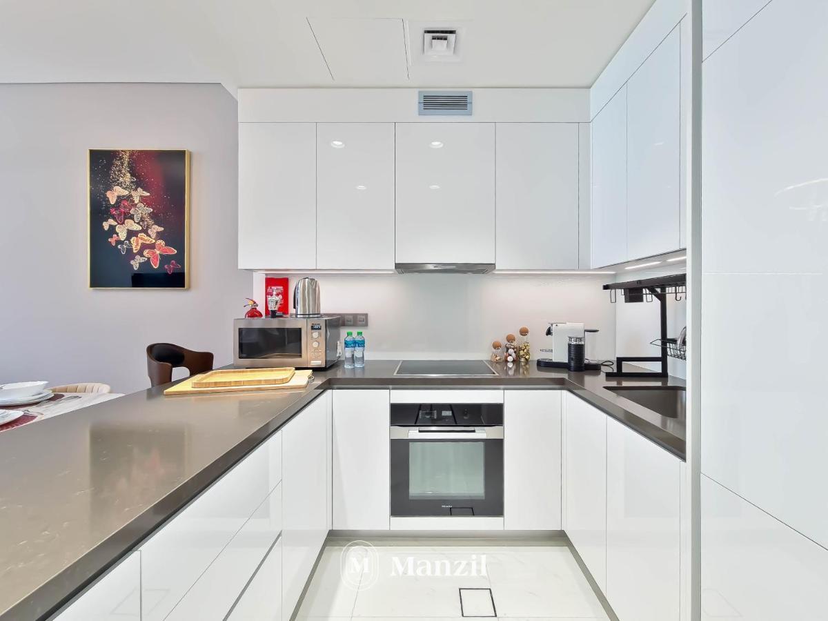 Stylish Waterfront 1 Bedroom W Pvt Near Downtown